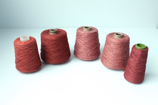 POISTO: Ohuet punaiset juuttilangat 2,6kg